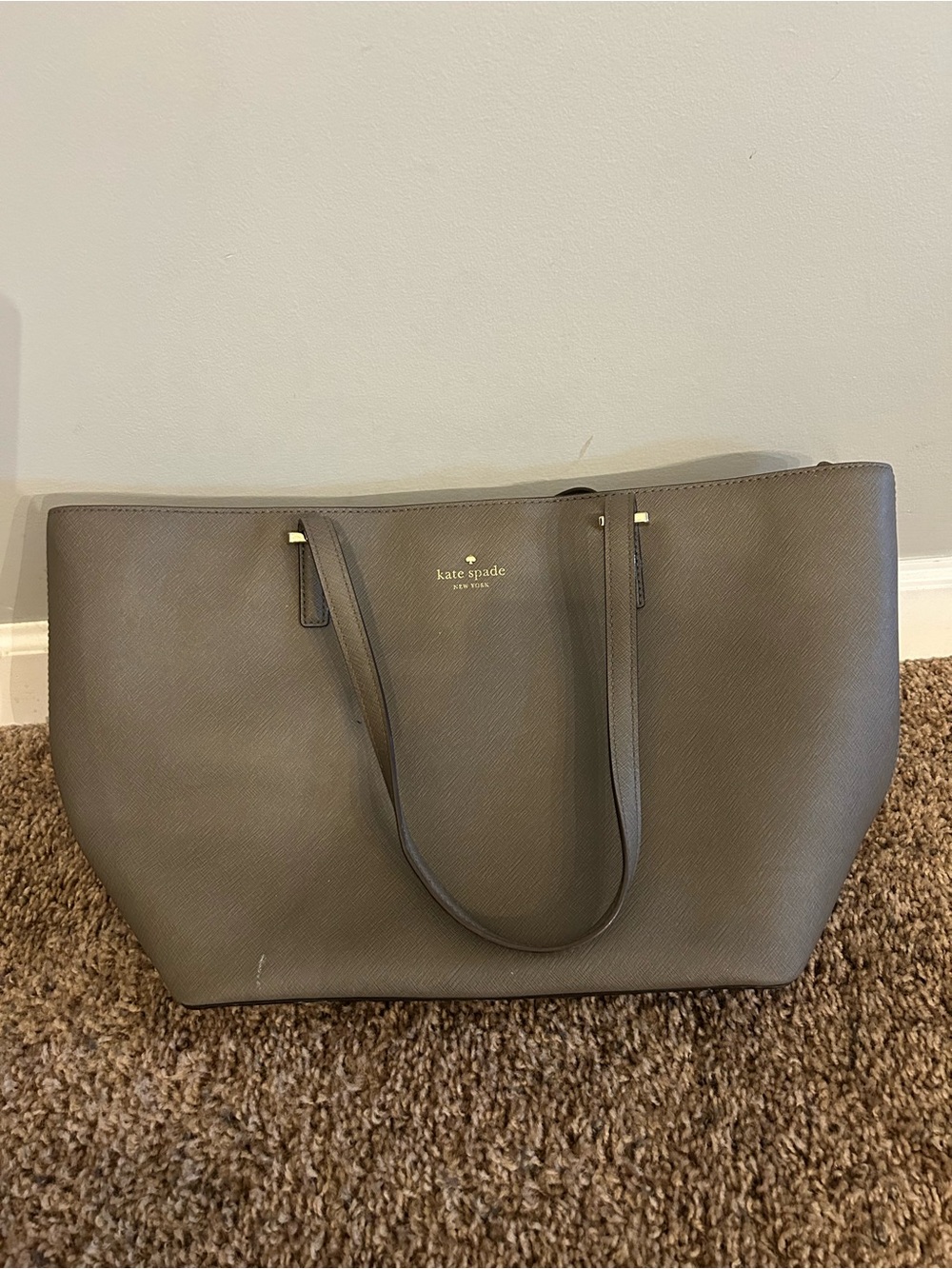Kate spade cedar street medium harmony tote